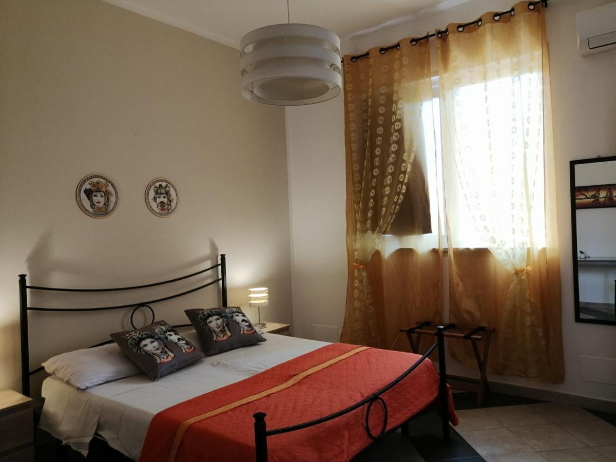 B & B Jasmine Santa Teresa Di Riva Exterior photo