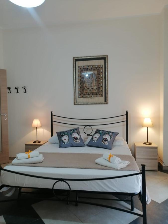 B & B Jasmine Santa Teresa Di Riva Exterior photo