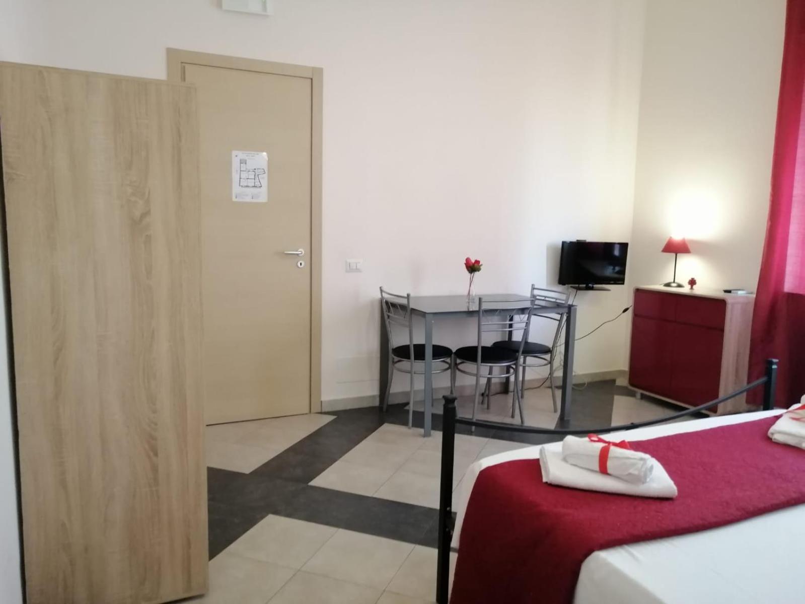 B & B Jasmine Santa Teresa Di Riva Exterior photo